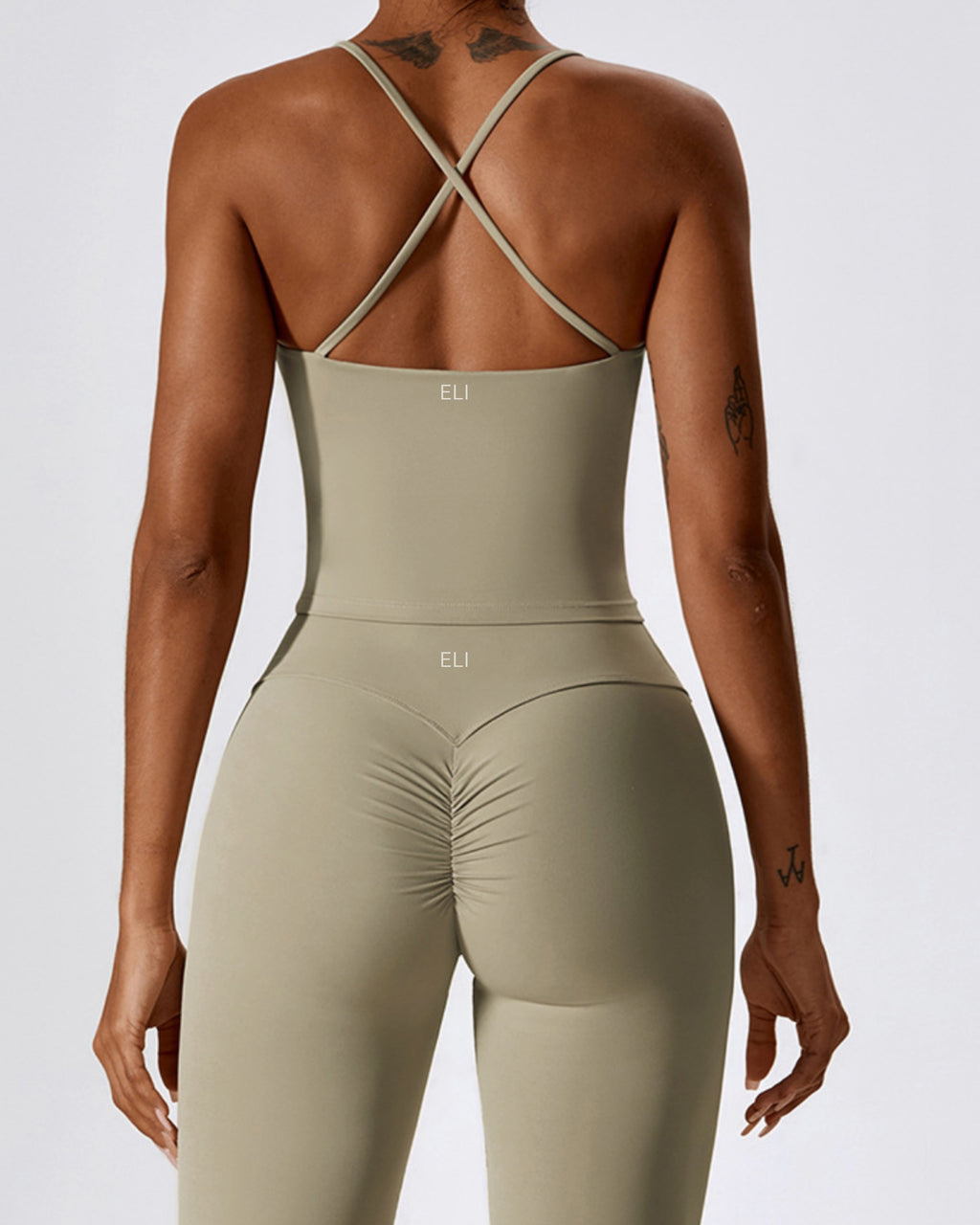 Sol set: sleeveless top and leggins