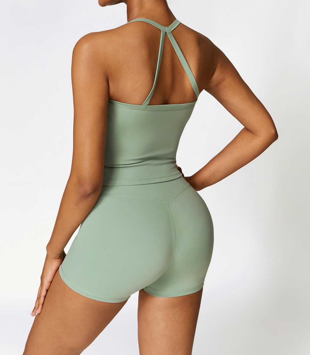 Balance set: top and shorts