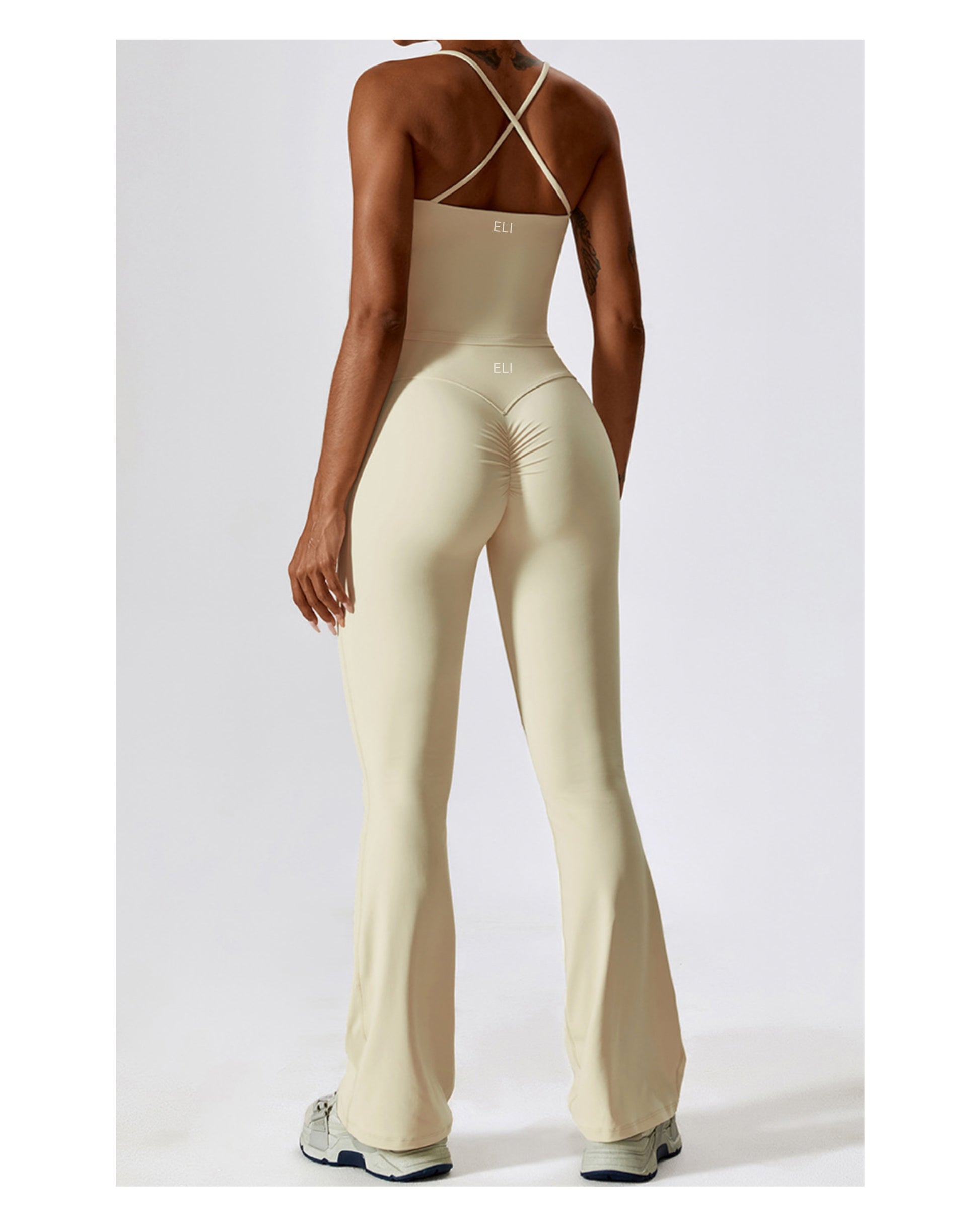 Sol set: sleeveless top and leggins